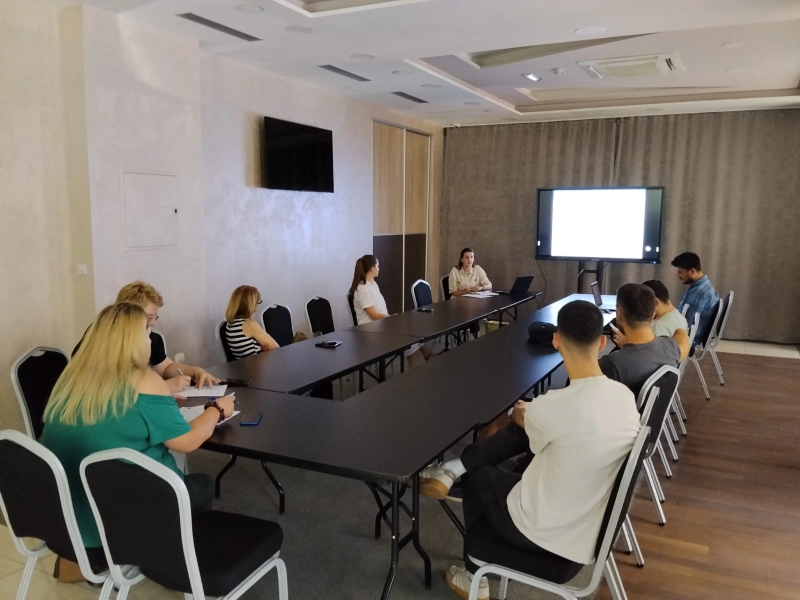 U Mostaru održana radionica o stresu, traumi i radnim pravima novinara